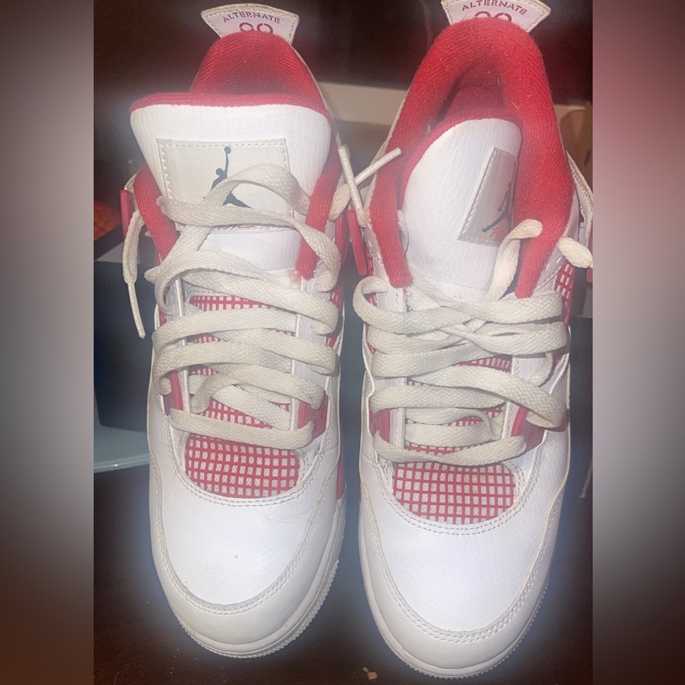 Retro Jordan 4s ‘ alternate 89’ worn